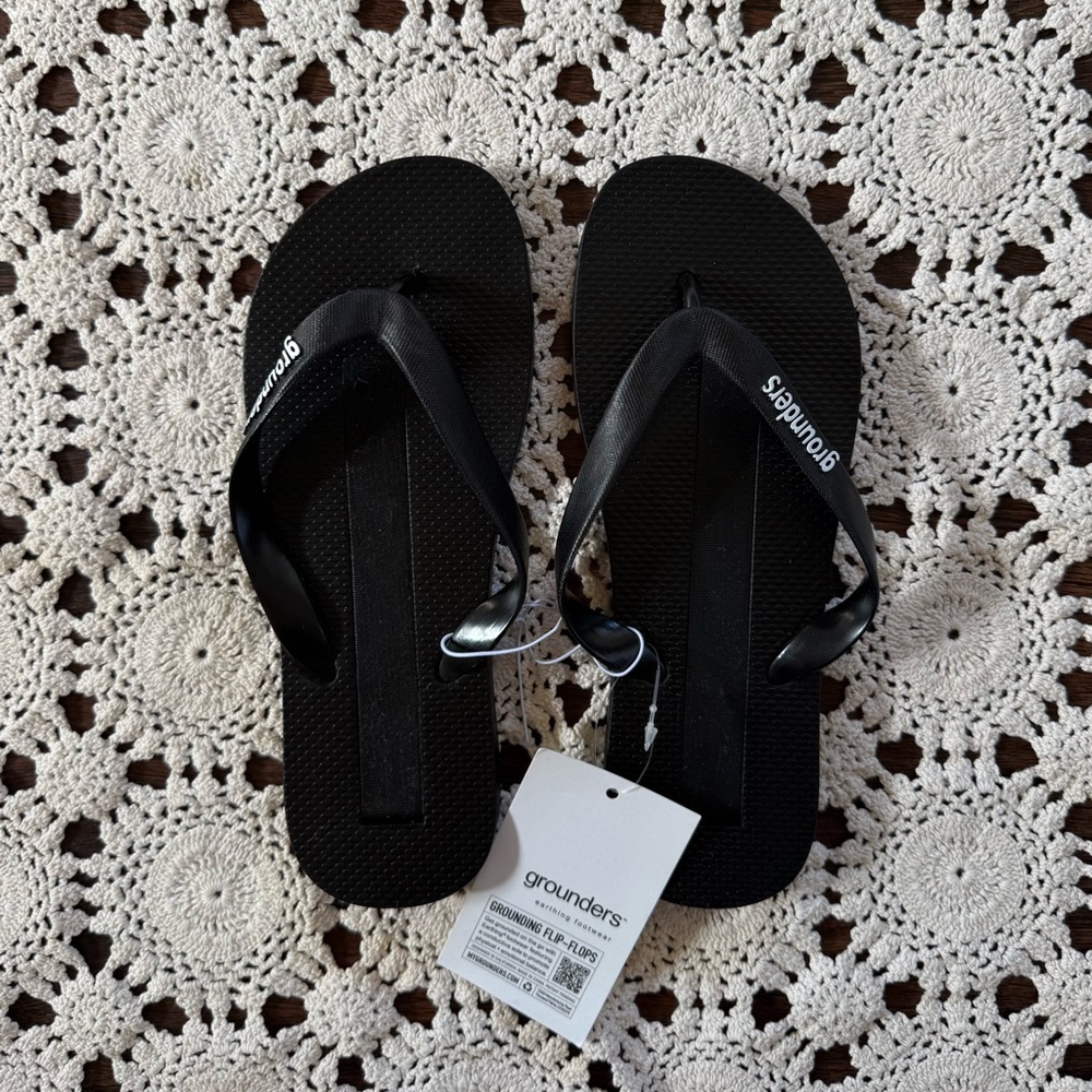 Grounders Grounding Flip Flops Black Earthing Sandals Women’s Size 7 NWT